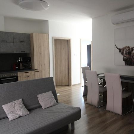Garden Apartman House Apartment Pecs Exterior photo